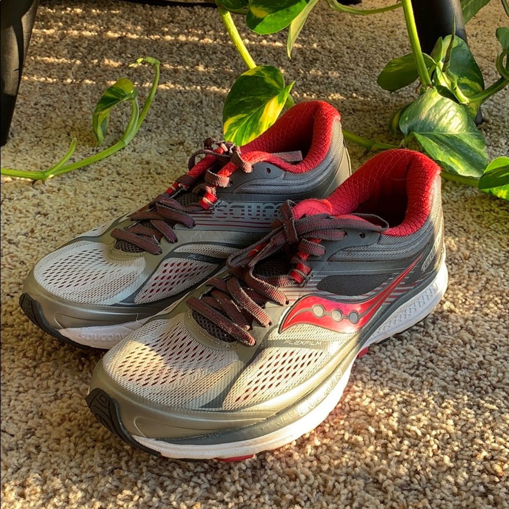 SOLD - *LIKE NEW* Saucony Guide10 Everun Shoes / 9 Womens - Picture 3 of 5